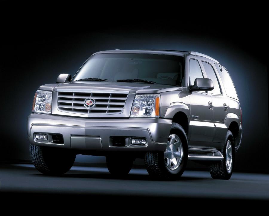  Cadillac Escalade 2002 года  (фото 21 из 47)